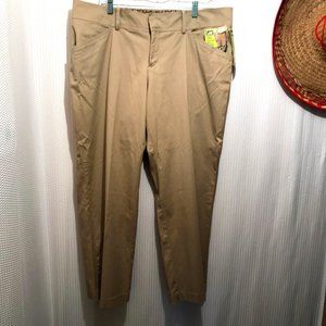 Lee Women's Straight Leg Khaki Pant's Size 16 Women's Petit